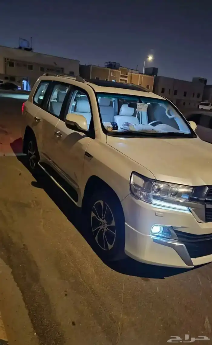 لاندكروزر 4