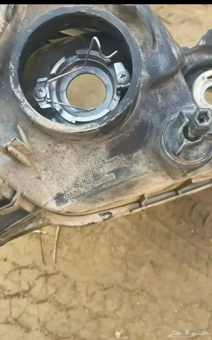 اسطبات و انوار و ديكورات وريش مكيف و مساطر كامري2003 2006 34