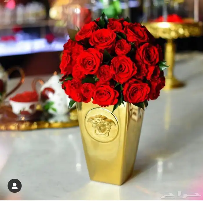 تقبيل محل ورد 50