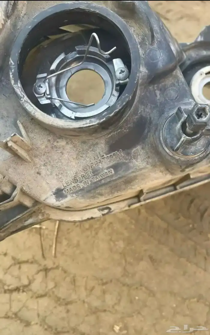 اسطبات و انوار و ديكورات وريش مكيف و مساطر كامري2003 2006 33