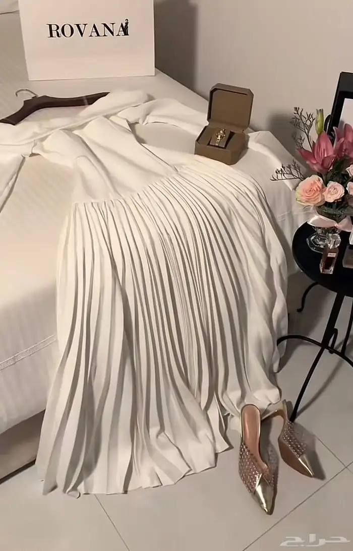 فستان من روفانا 0