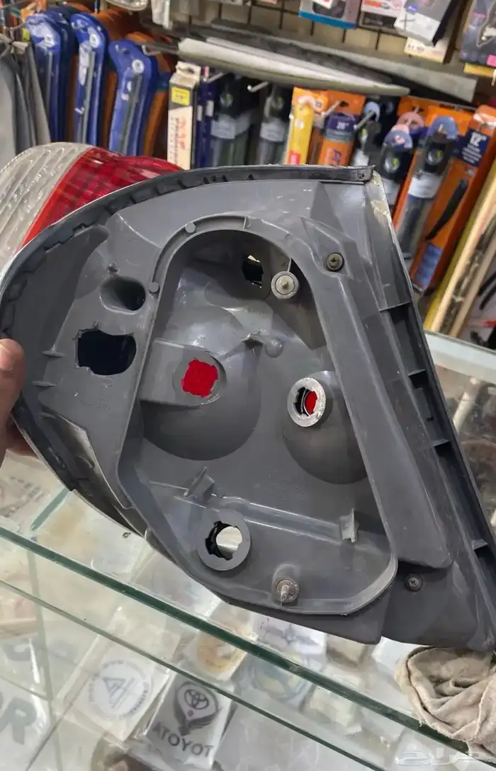 اسطبات و انوار و ديكورات وريش مكيف و مساطر كامري2003 2006 23