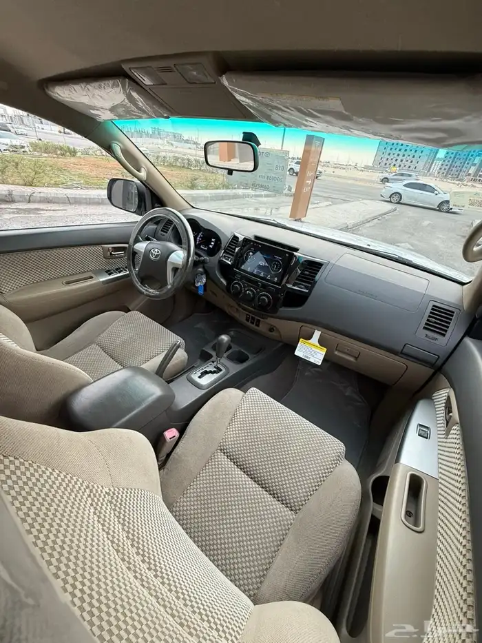 للبيع فورتشنر 9