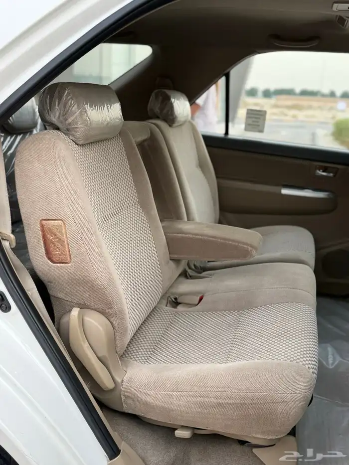 للبيع فورتشنر 12