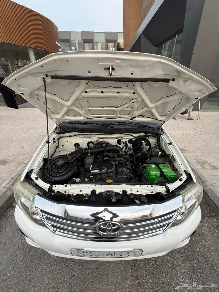 للبيع فورتشنر 20