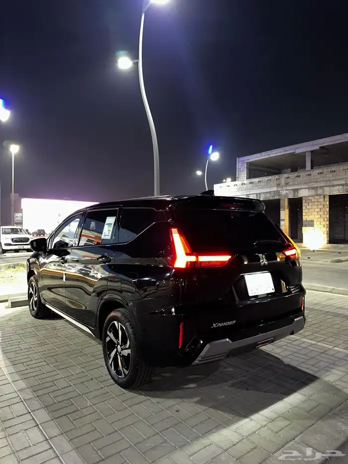 ميتسوبيشي اكسباندر 2023 3