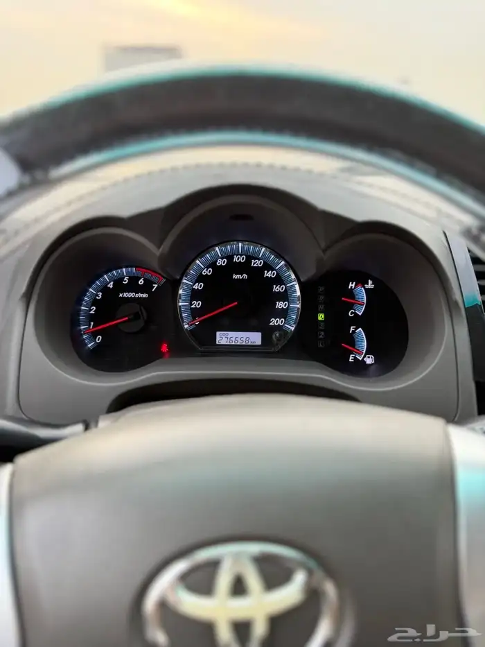 للبيع فورتشنر 18