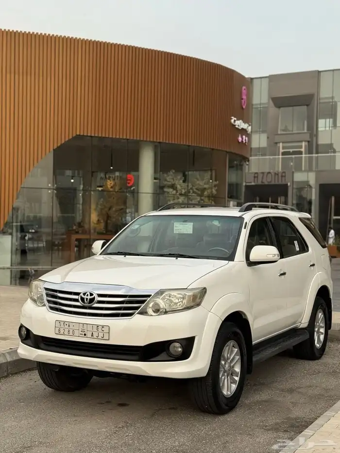 للبيع فورتشنر 2