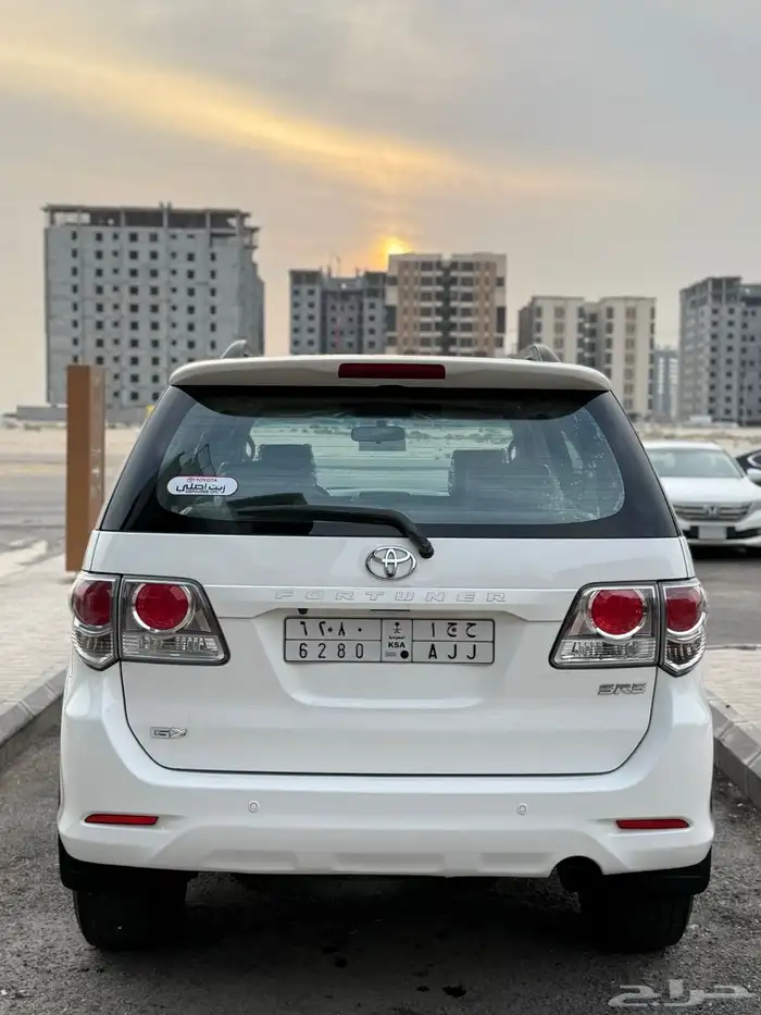 للبيع فورتشنر 6