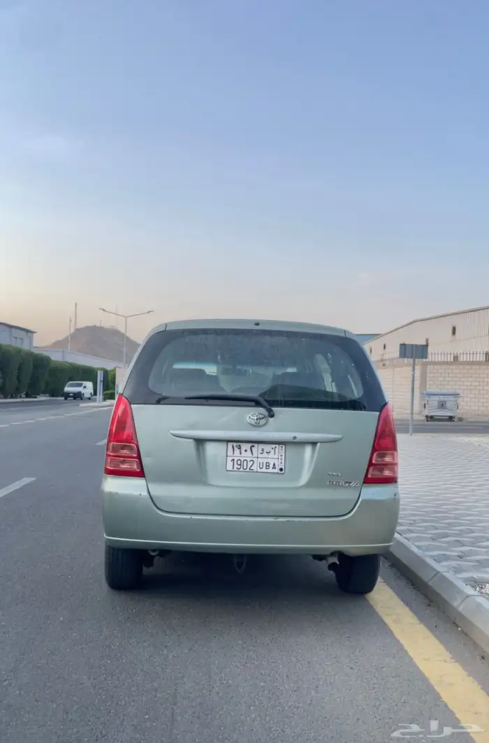 انوفا 2008 نظيفه جدا 3