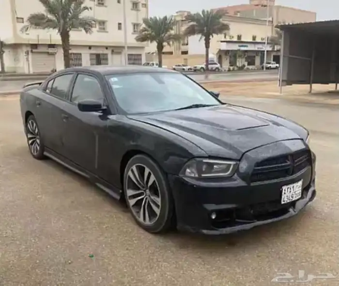 على السوم تشارجر 2012 مقلوبه اس آر تي كماليات فقط المكينه 0