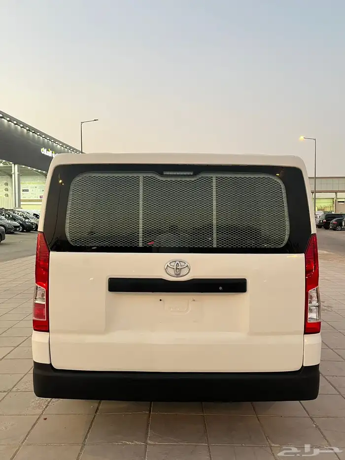 تويوتا باص 2022 للبيع 5