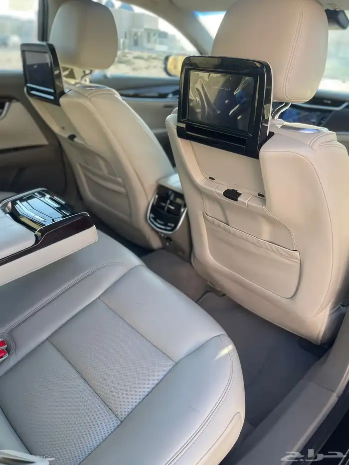 كاديلاك XT5 2016 27