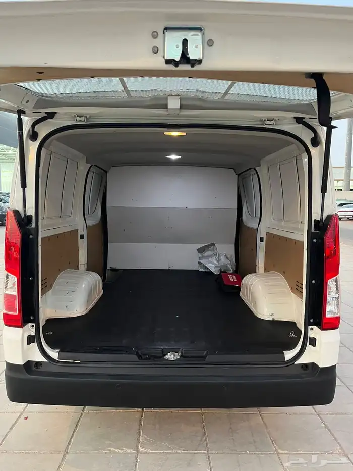 تويوتا باص 2022 للبيع 7