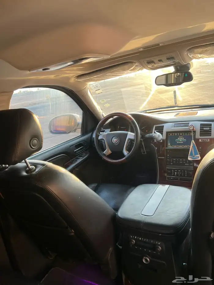 اسكاليد 2007 ممشى 260 الف 9