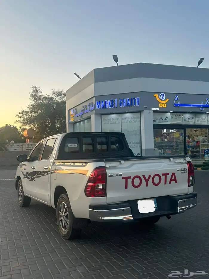 هايلوكس2022 GLx2 1