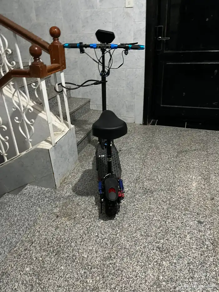 سكوتر وحش 0