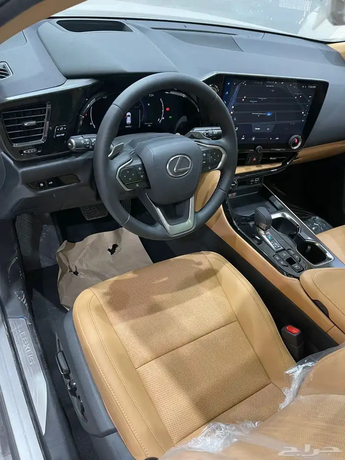 لكزس NX300 فل كامل جديد 2025 17