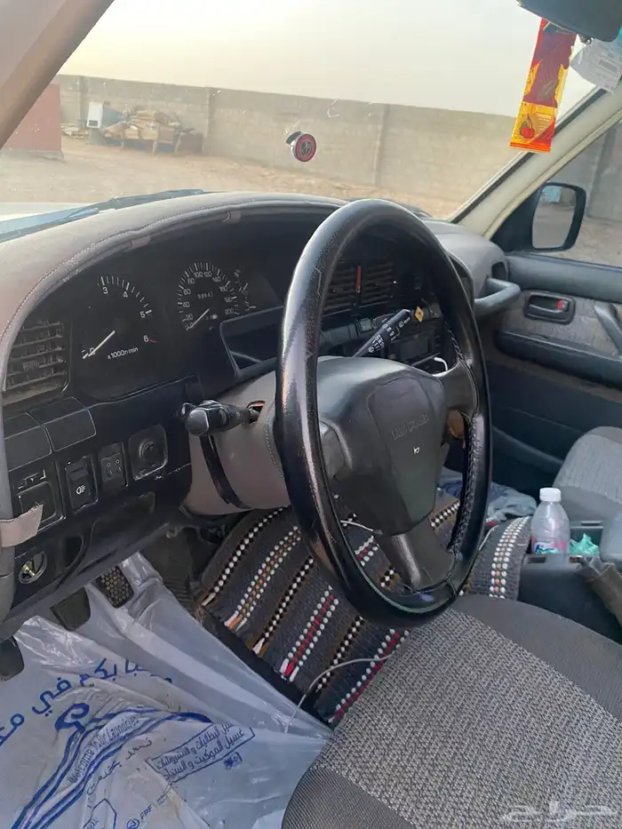 لاندكروزر صالون 1
