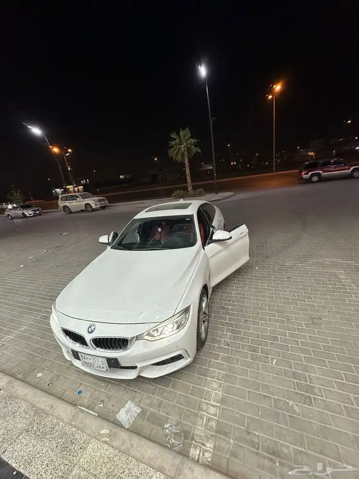 BMW الفئة الرابعة 430 8
