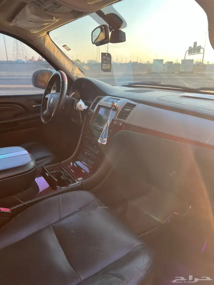 اسكاليد 2007 ممشى 260 الف 7