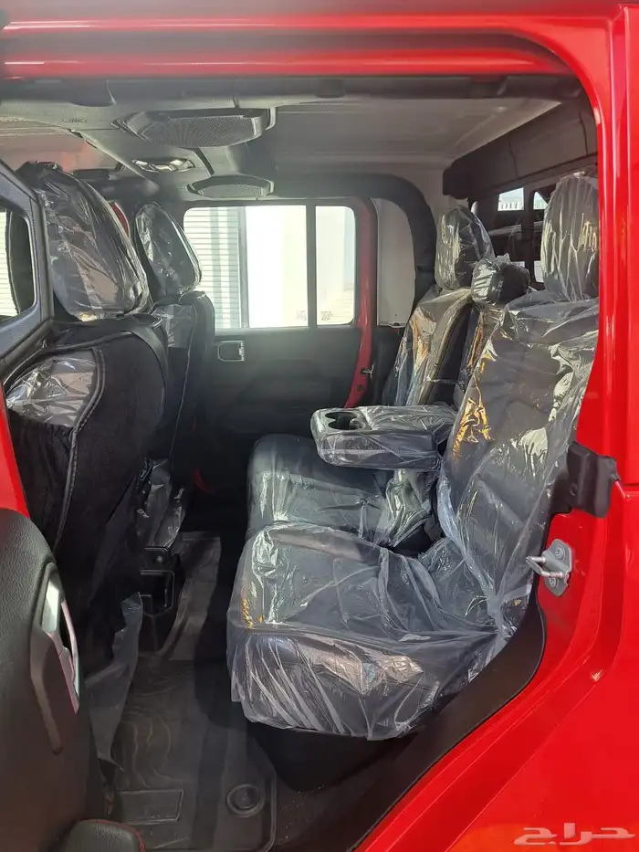 جيب جلاديتر روبيكون موديل 2021  فل كامل لون أحمر 7