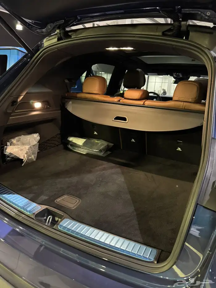 للبيع رانج روفر فوج 7 ركاب موديل 2025 فل الفل وارد كندا 9