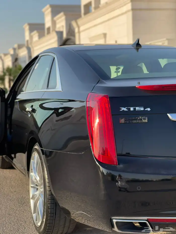 كاديلاك XT5 2016 5