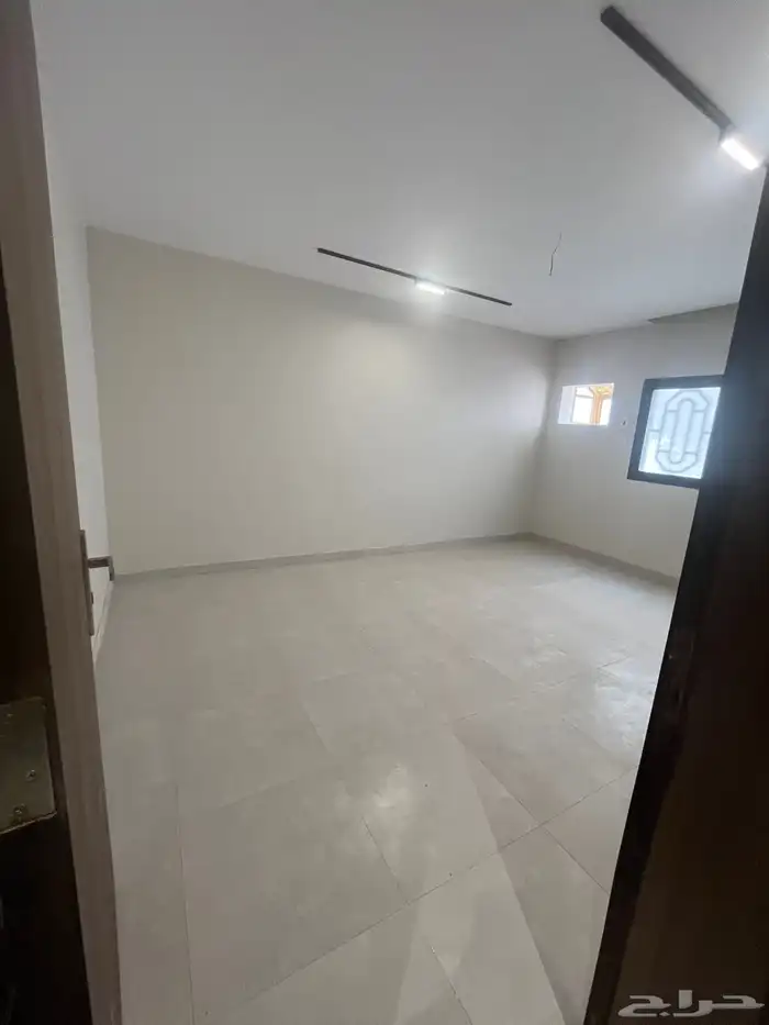 شقة للايجار بحي السلييمانيه 3