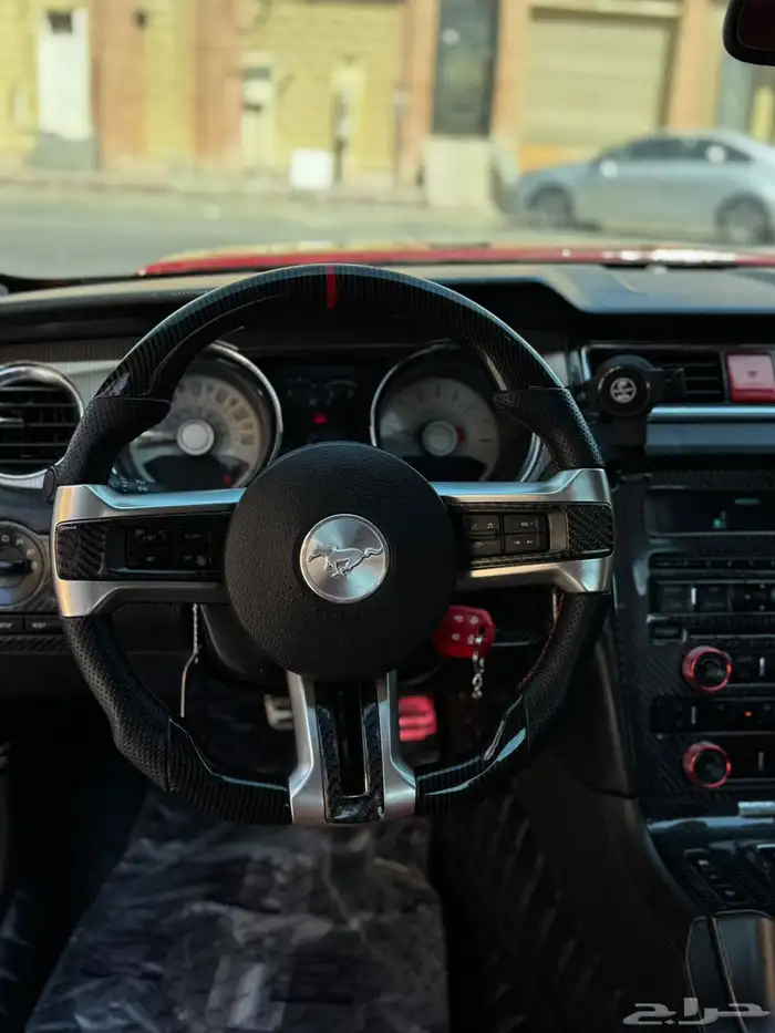 موستنق 2010 18