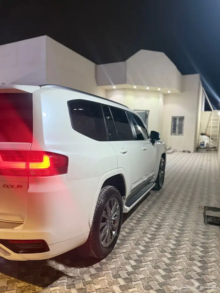 لاند كروزر 2023 L5 13