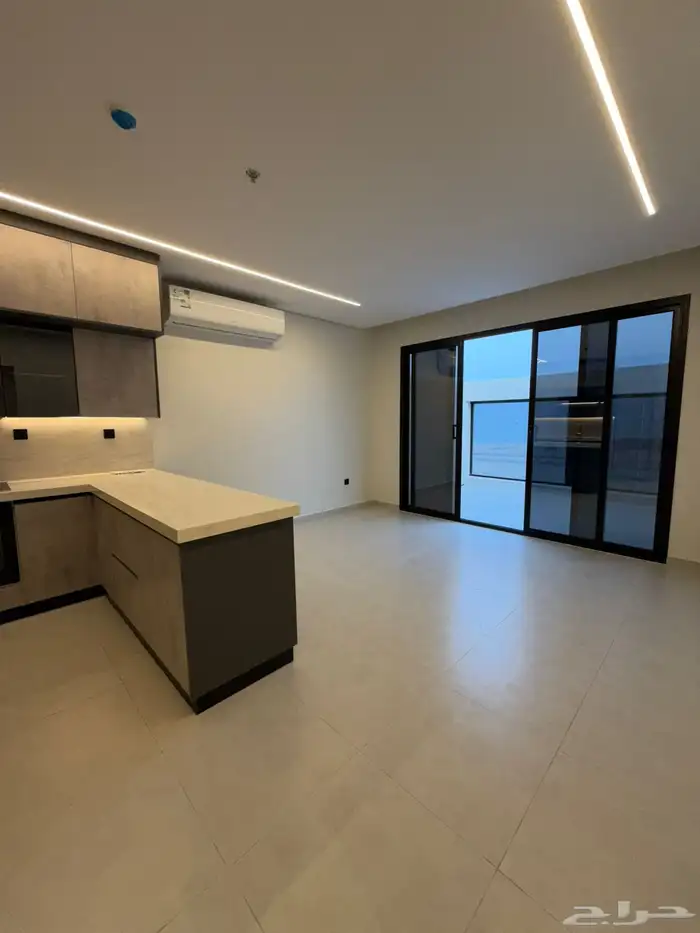 شقة روف مدينة الخبر حي البحر اطلاله دائمة على البحر 8