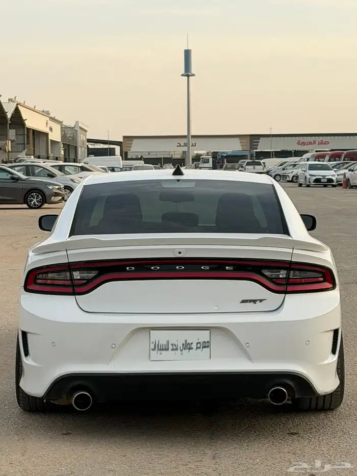 دودج تشارجر 2020. 6