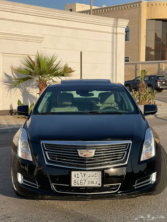 كاديلاك XT5 2016 3