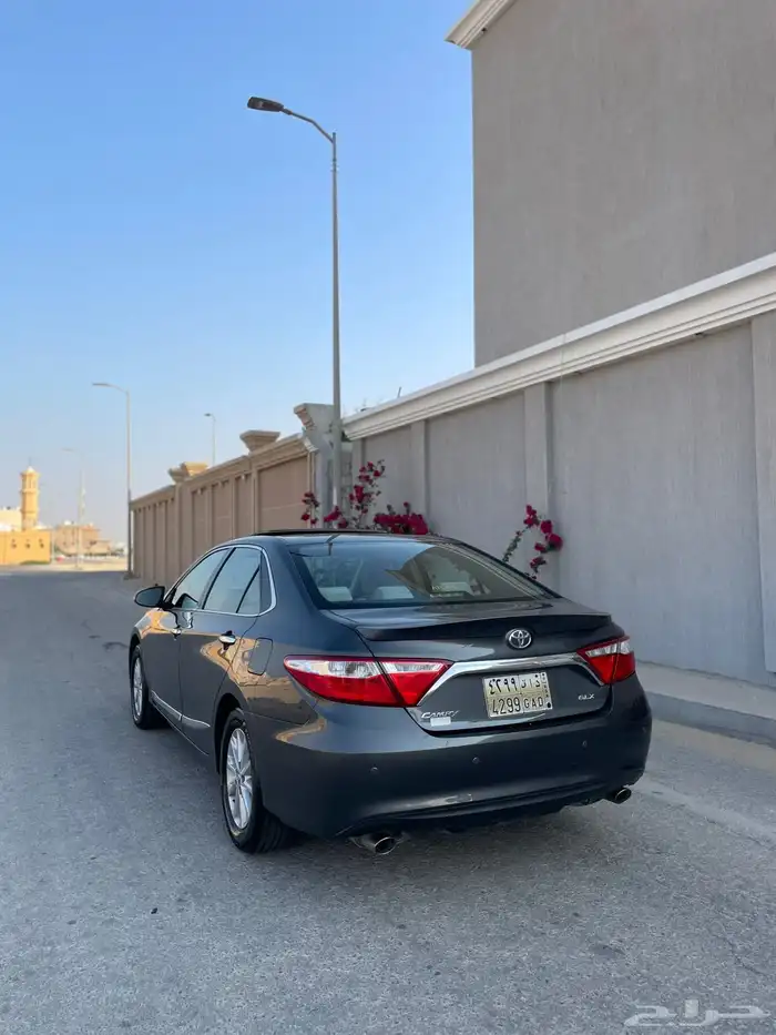 للبيع كامري 2017 17