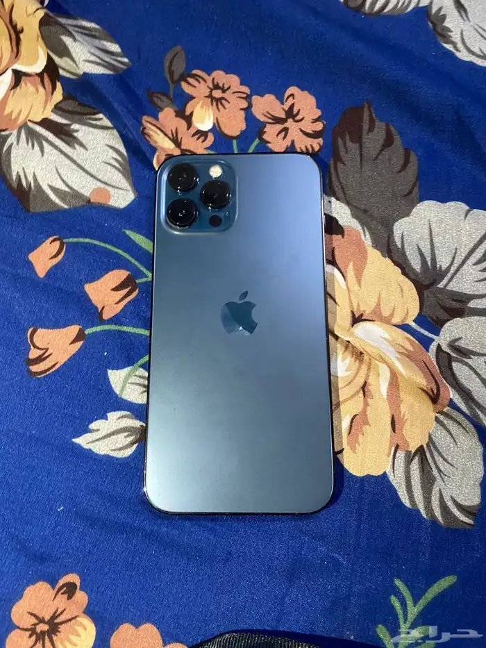 جوال ايفون برو ماكس 12 قيقا 128 جوال نظيف موجود كرتون كمان 8