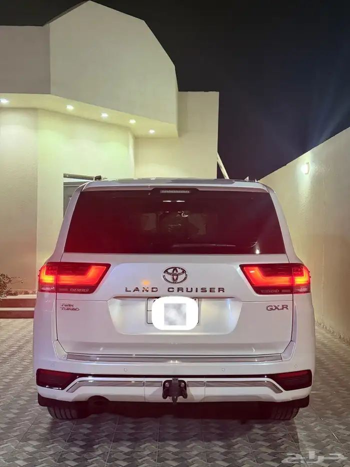 لاند كروزر 2023 L5 0