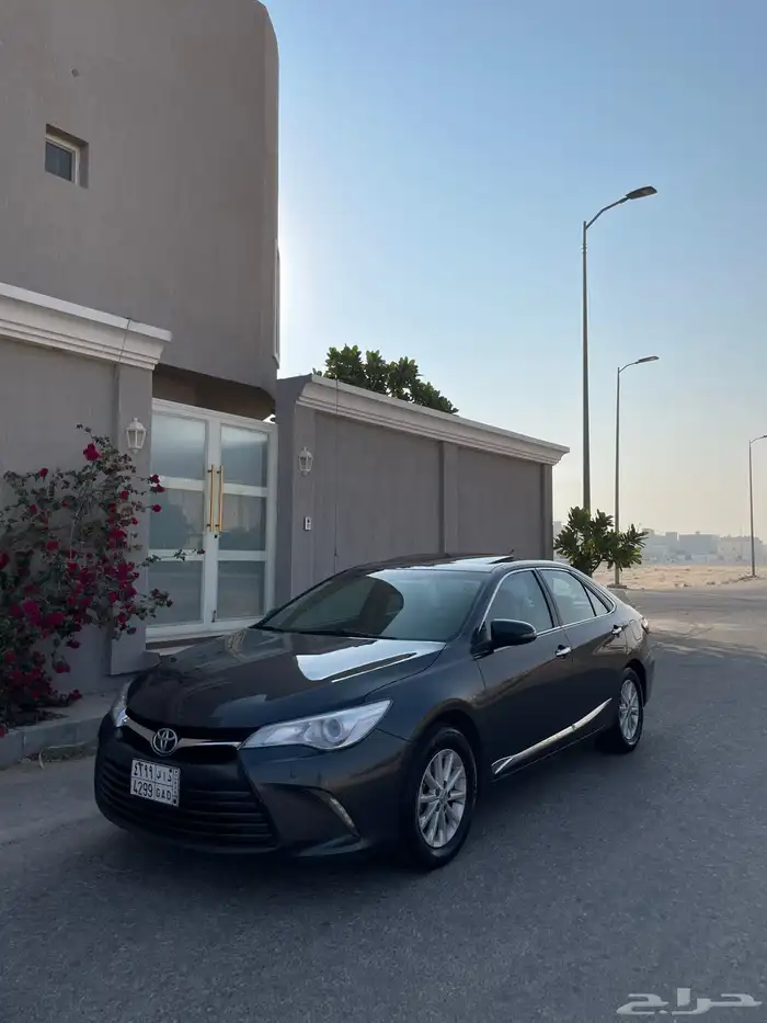 للبيع كامري 2017 19