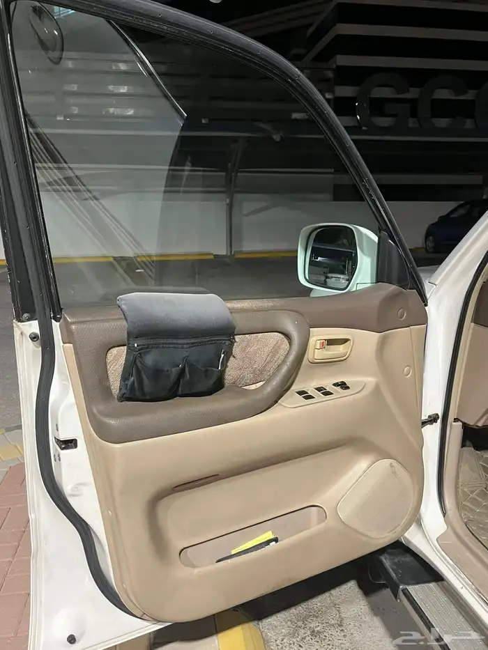 للبيع لاند كروزر 99 جي اكس ار 6