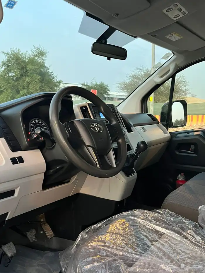 تويوتا باص 2022 للبيع 8
