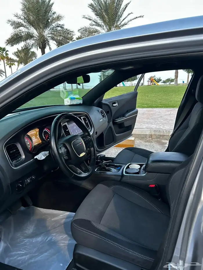 دوج تشارجر 2018 .. v6 9