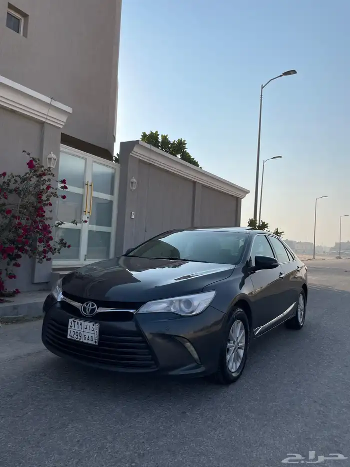 للبيع كامري 2017 1