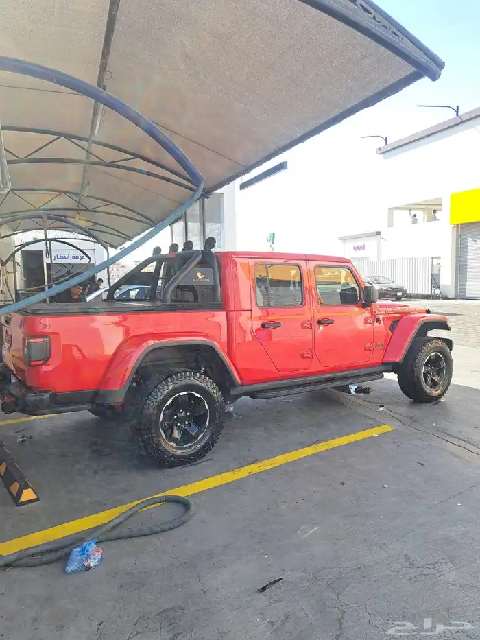 جيب جلاديتر روبيكون موديل 2021  فل كامل لون أحمر 10