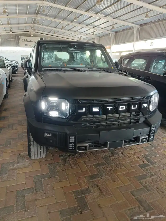 جيتور T2 لاكجيري 2026 اسود مطفي 9