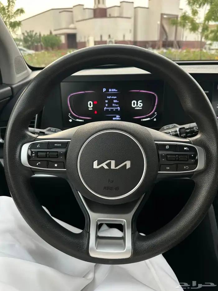 سبورتاج نص فل 2023 عداد 28 الف 27