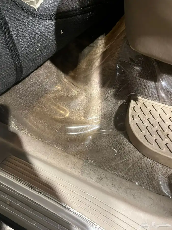 للبيع لاند كروزر 99 جي اكس ار 8