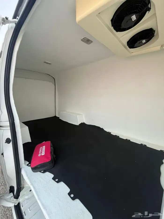 تويوتا باص ثلاجة 2021 للبيع 10