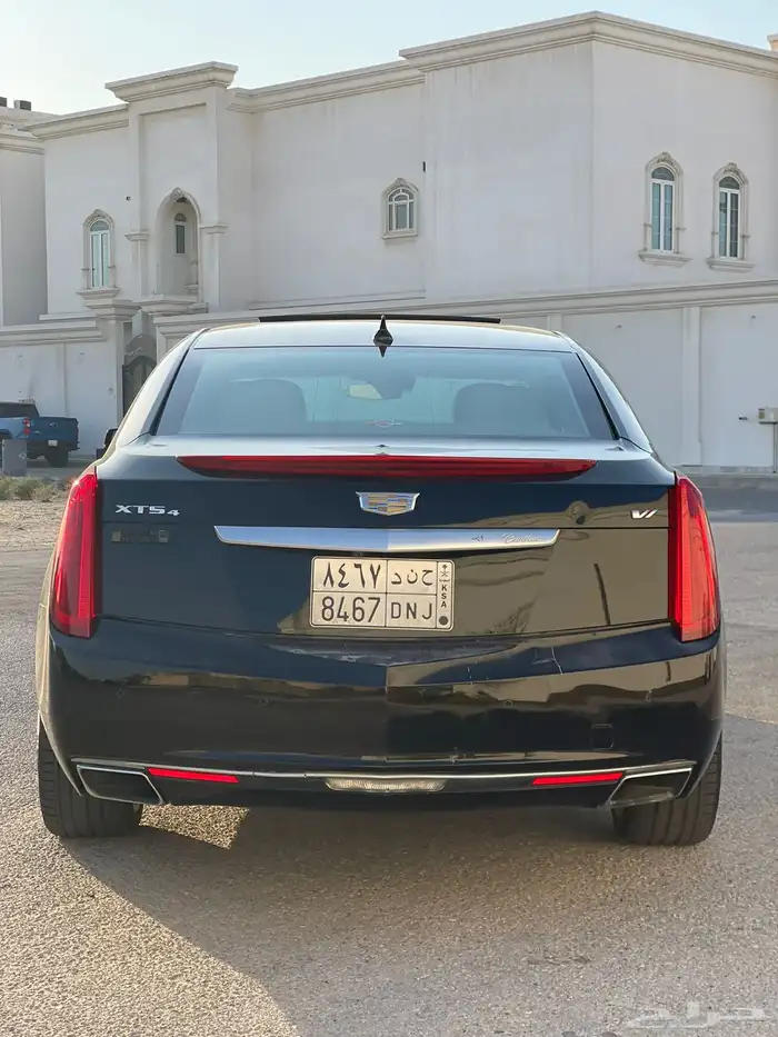 كاديلاك XT5 2016 6