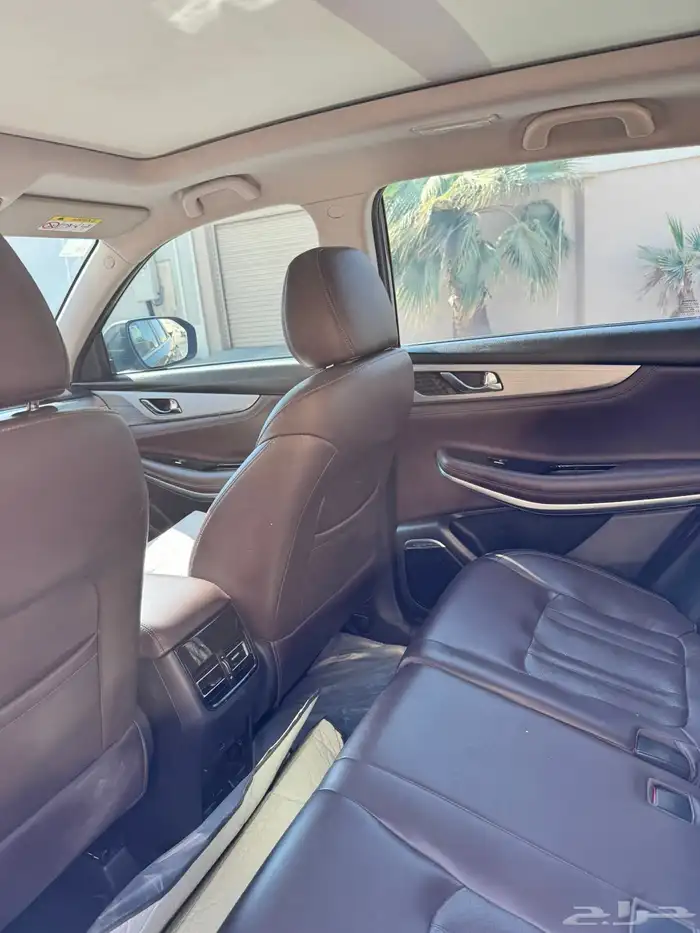 سيارة شانجان للبيع cs75 12