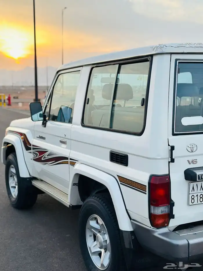 للبيع جيب ربع رفرف 2014الموتر للمستخدم 3